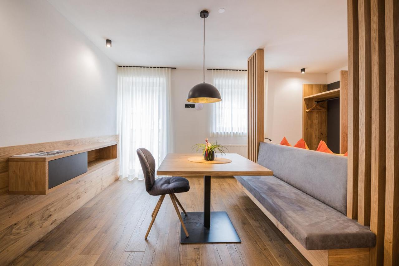 Kuenz Dolomites App 2 Apartment ซานกานดิโด ภายนอก รูปภาพ